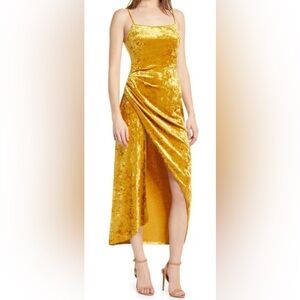SAYLOR
Cyndey Crushed Velvet Cocktail Midi Dress In Yellow